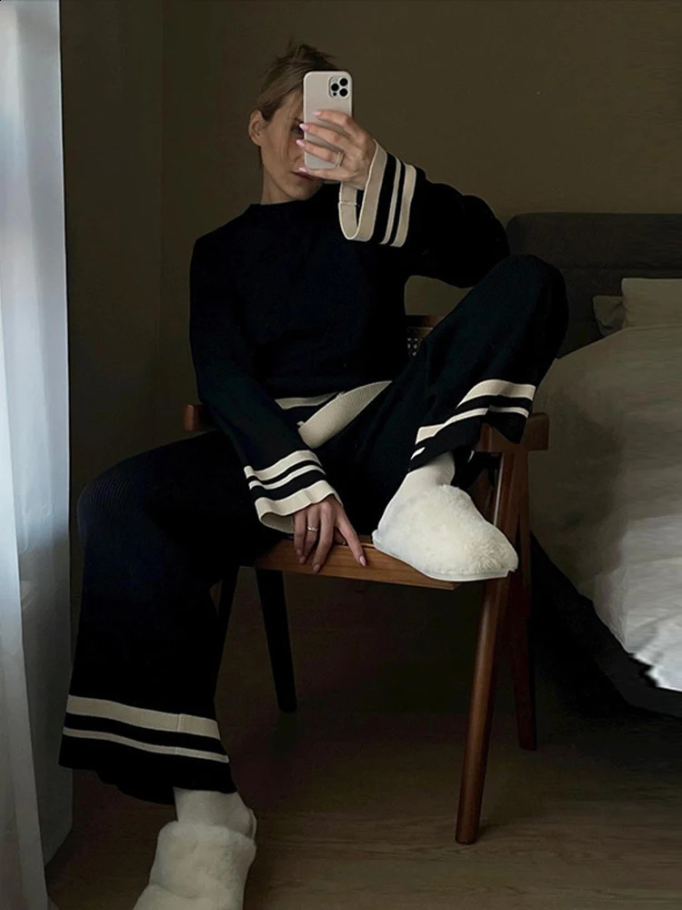 Loose Casual Striped Pant Set Women Elegant Long Sleeve Top Loose Wide Leg Trousers Autumn Elastic Two Piece Suit Outfit Lady 240813