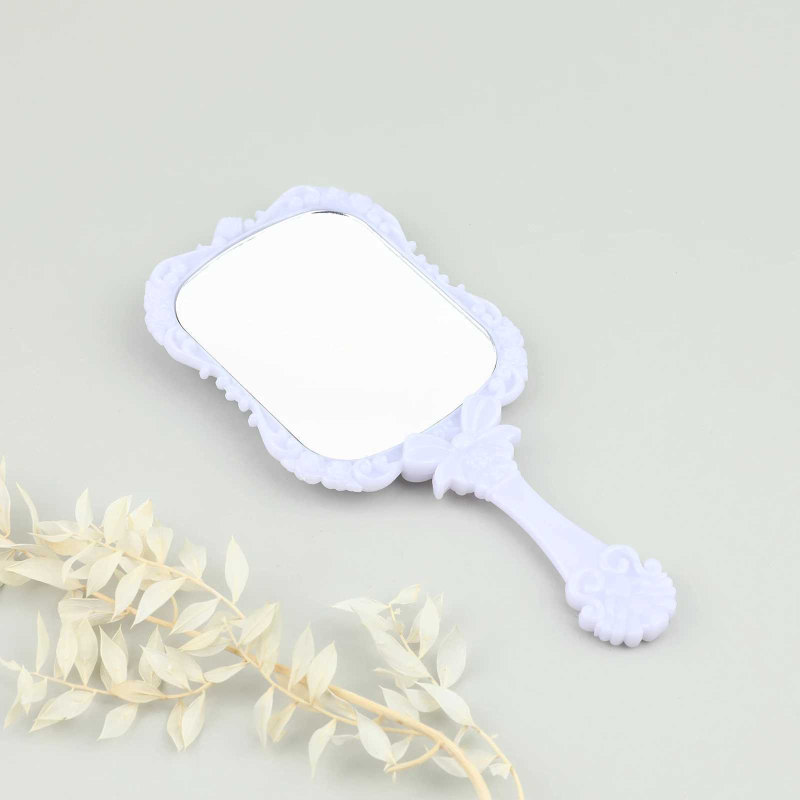 1 Butterfly Pattern Mini Handheld Scratching Mirror Handheld Travel Makeup Mirror Mini Makeup Mirror W240813