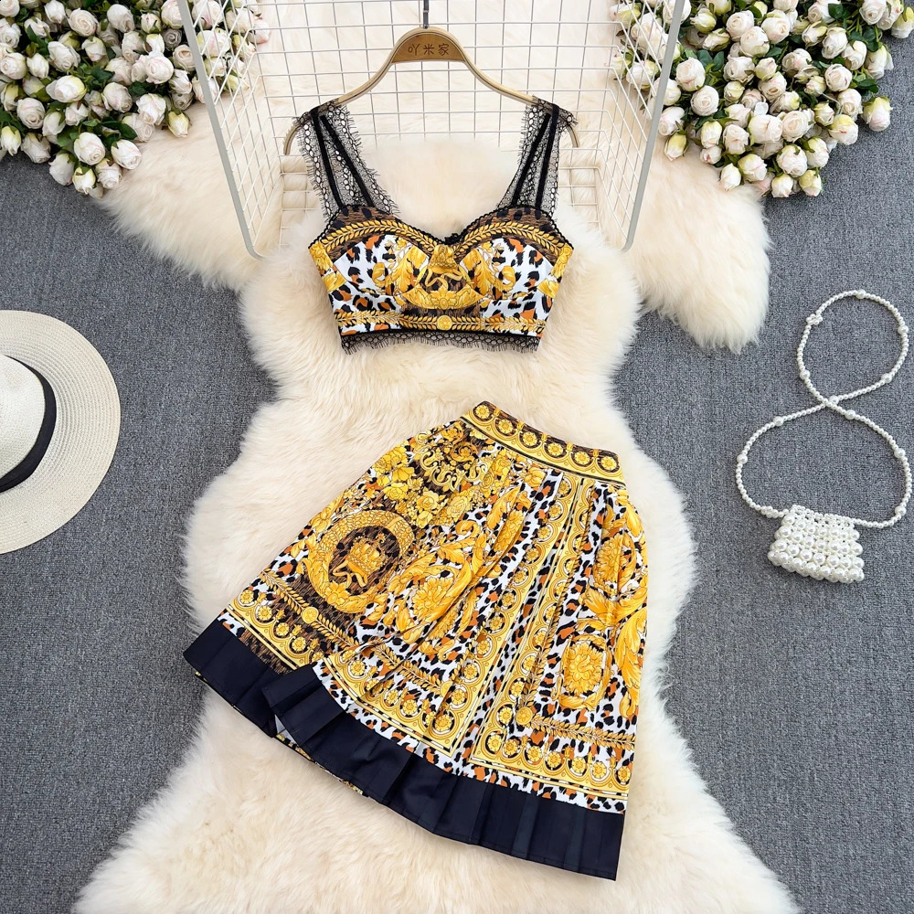 Summer Short Strapless Suspender Vest High Waist Pleated Skirt Two Piece Set Dress Sets 240810
