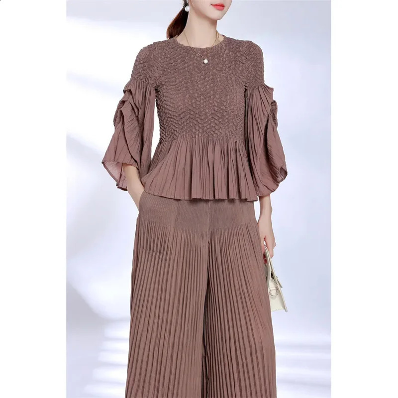 Miyake Pleated Pants Set Womens Autumn Simple and Versatile Casual Short Top Loose Pants Wide Leg Pants Two Piece Set 240813