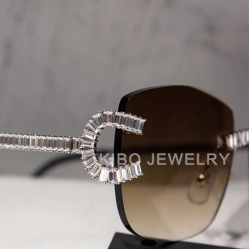 Elegant Unisex Designer Sunglasses Featuring VVS Grade Moissanite Stones - Latest Trendy Accessories