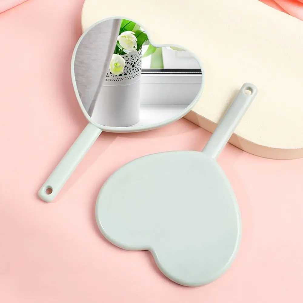 Love Makeup Mirror Handheld Makeup Mirror Sweet Girl Style Makeup Mirror Suitable for Carrying Around W240813