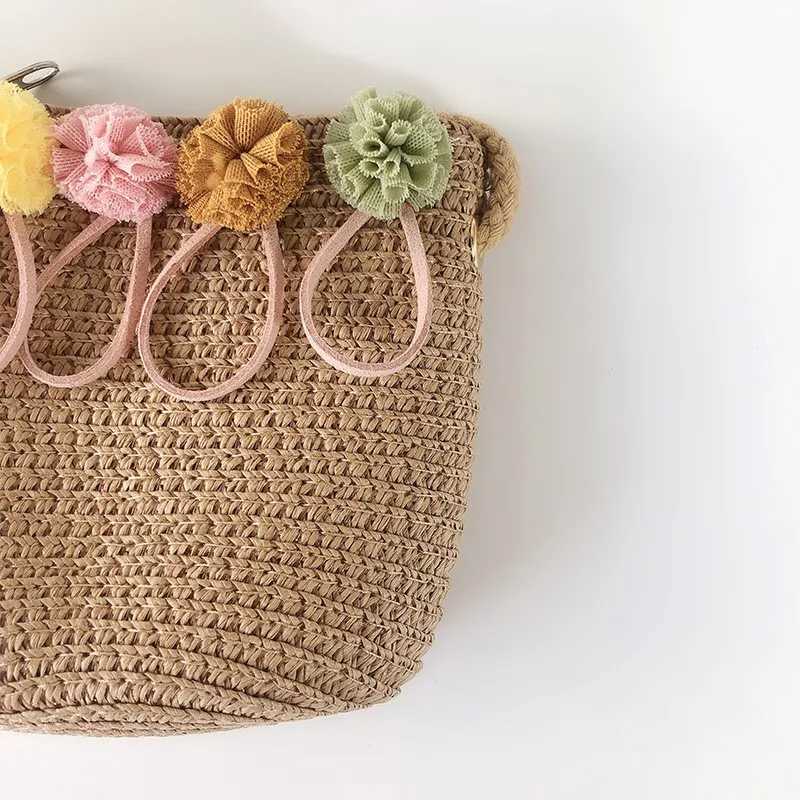 Childrens Shoulder Bag Girls Fashion Straw Childrens Cross Body Bag Sweet Flower Princess Preschool Messenger Bag W240813