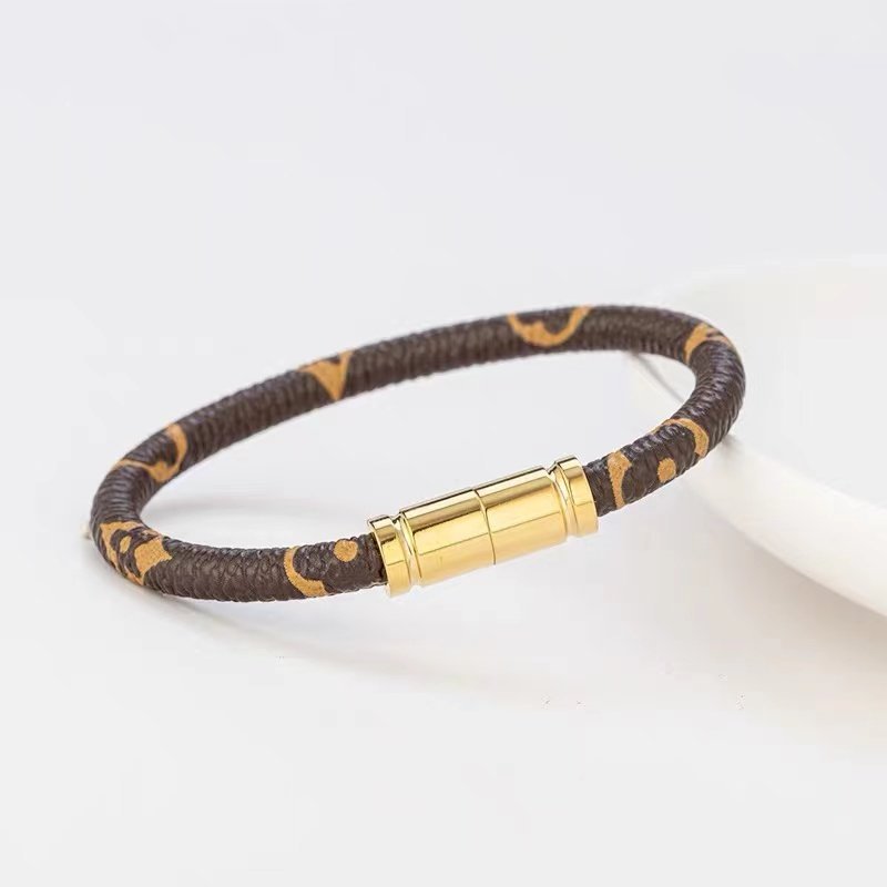 NEW Designer Leather rope bracelets Vintage versatile Wristband cowhide bracelet titanium s louis vuittone lv louievuitton lvt vuitton I9X9