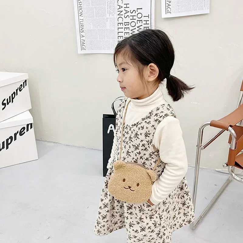 Soft plush bear rabbit cartoon childrens coin wallet cute animal zipper childrens shoulder bag girl messenger bag mini handbag W240813