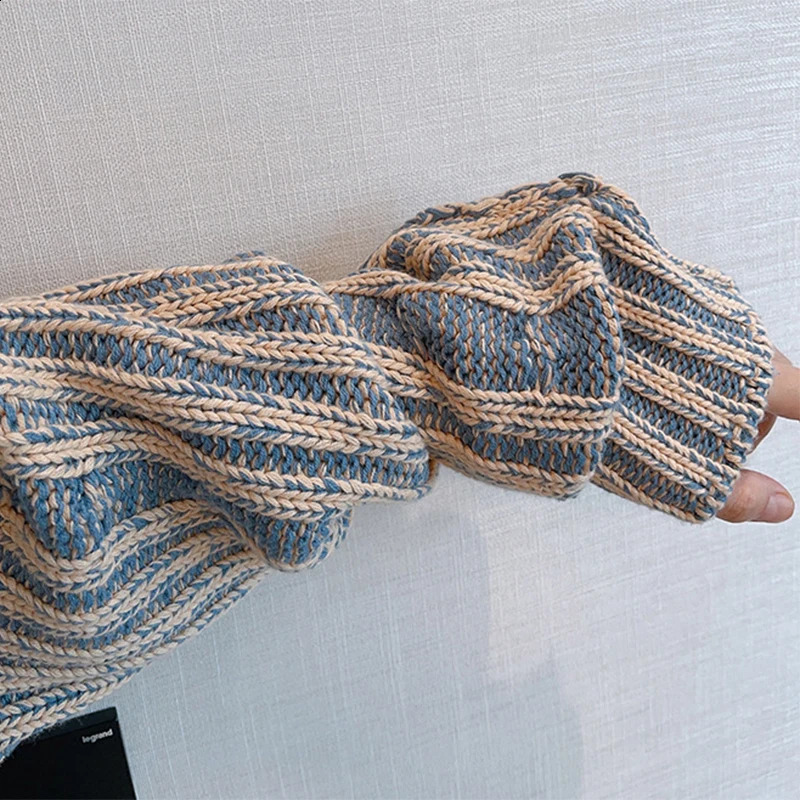 Fashionable mens knitted floral top retro Y2K striped crochet sweater mens fashionable long sleeved knitted T-shirt 240829