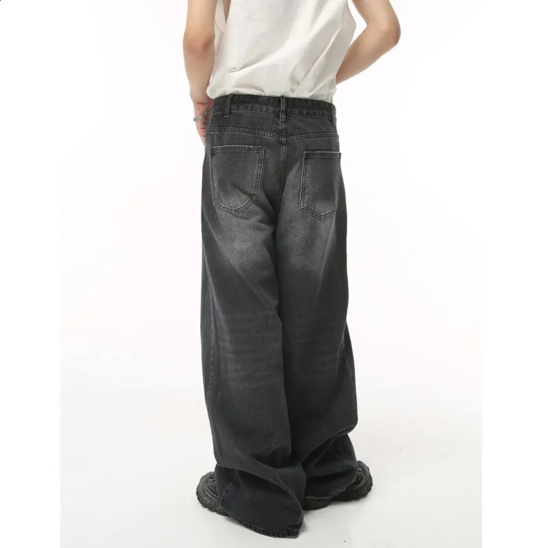 Retro mens denim pants spring And summer street wide leg loose denim pants fashionable ripped straight leg pants S-XL 240821