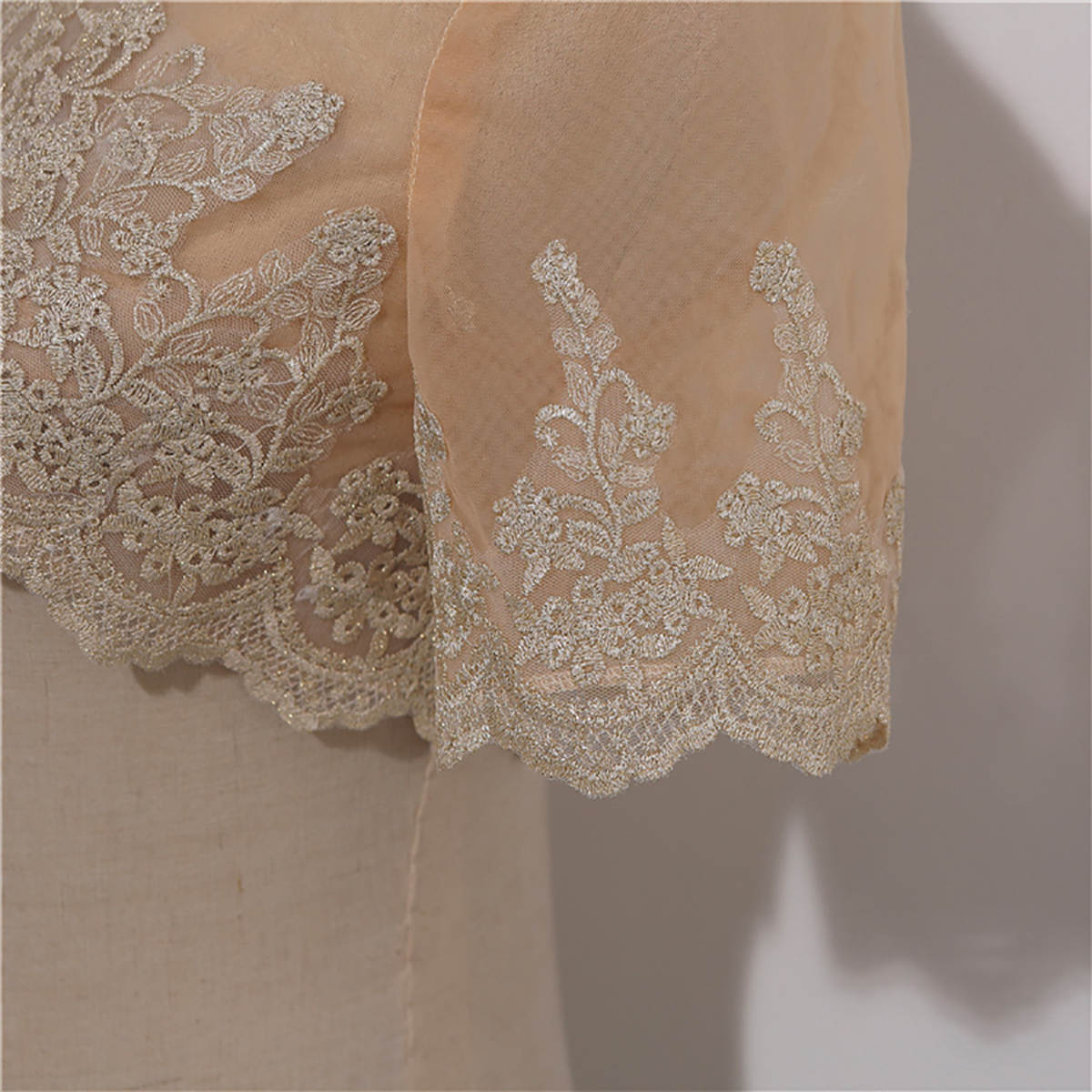 Modern Short Sleeve Wrap Jacket Sheer Lace Appliques High Neck Bride Jackets High Quality Wedding Accessories Marriage