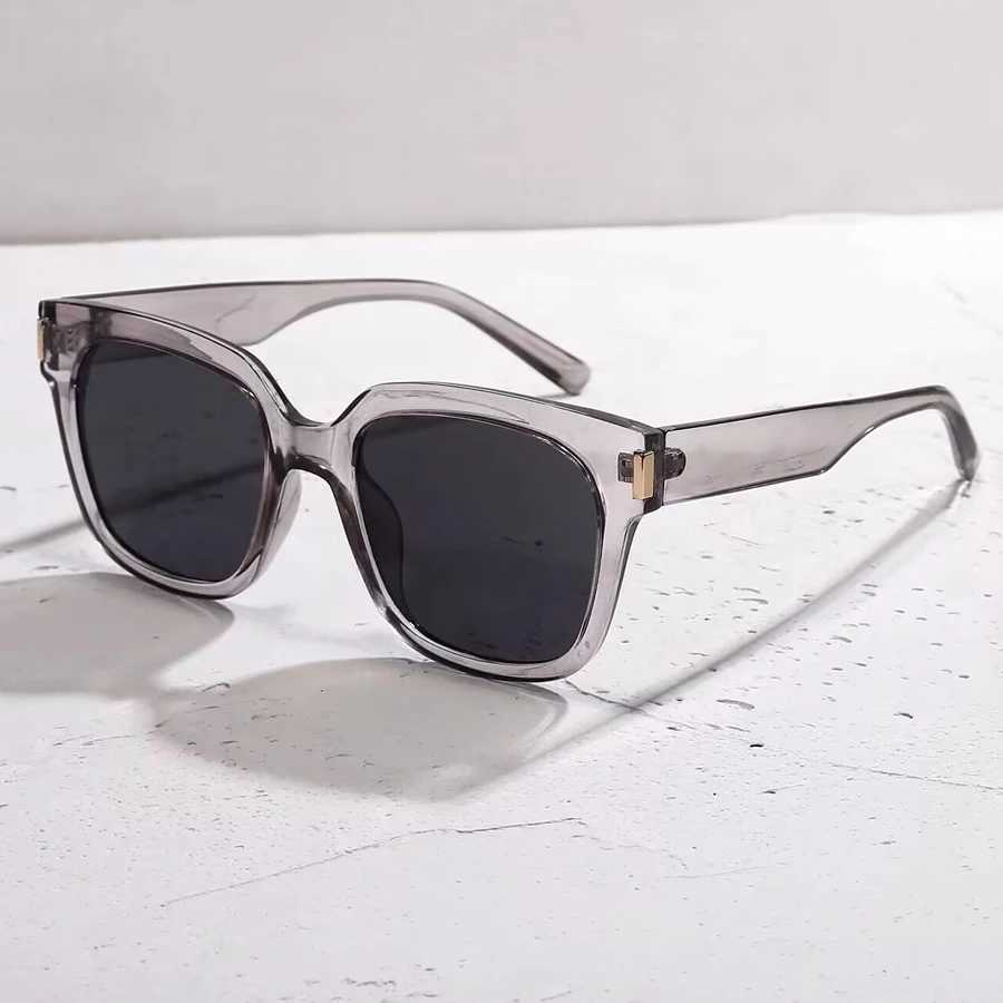 Large Square Frame Sunglasses UV400 Summer Fashion Retro Womens Sunglasses Outdoor Travel Beach Sunshade Glasses W250315