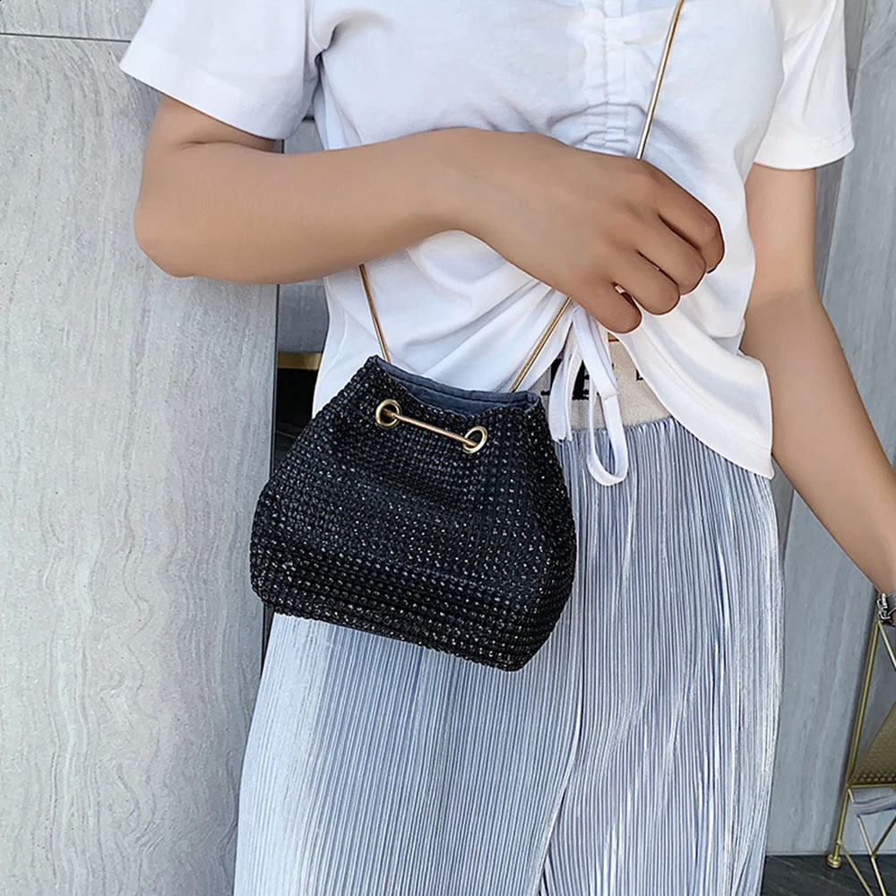Elegant Women Rhinestones Evening Clutch Handbags Fashion Shiny Dinner Party Wedding Purses Shoulder Underarm Bag for Women 240813