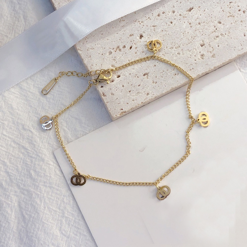 Designer Chain Anklets Luxury 18K Gold Plated Women Anklets Designed For Women Luxury Gift Anklets New Hot Jewelry Accessories