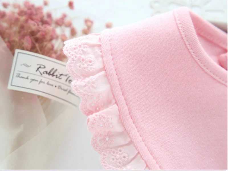 Bibs Burp Cloths Baby Girls Burp Cloth 100% Cotton Lace Bow White Brief Feeding Drool Bibs for 0-2yearsL4812