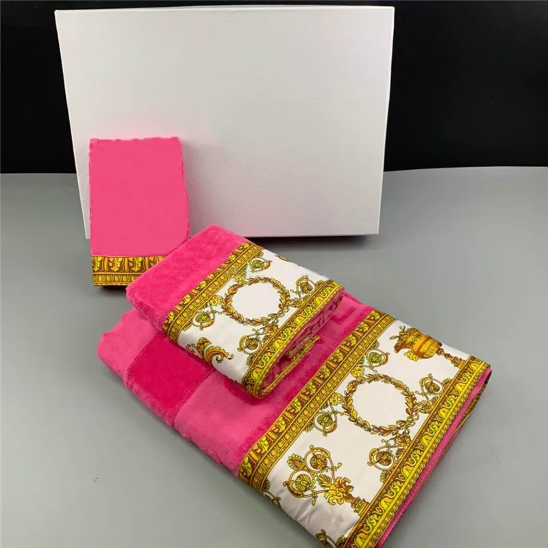 Hot selg rectangular European beach ultra-fine fiber emed letter towel fashionable comfortable soft shower towel S25610{category}