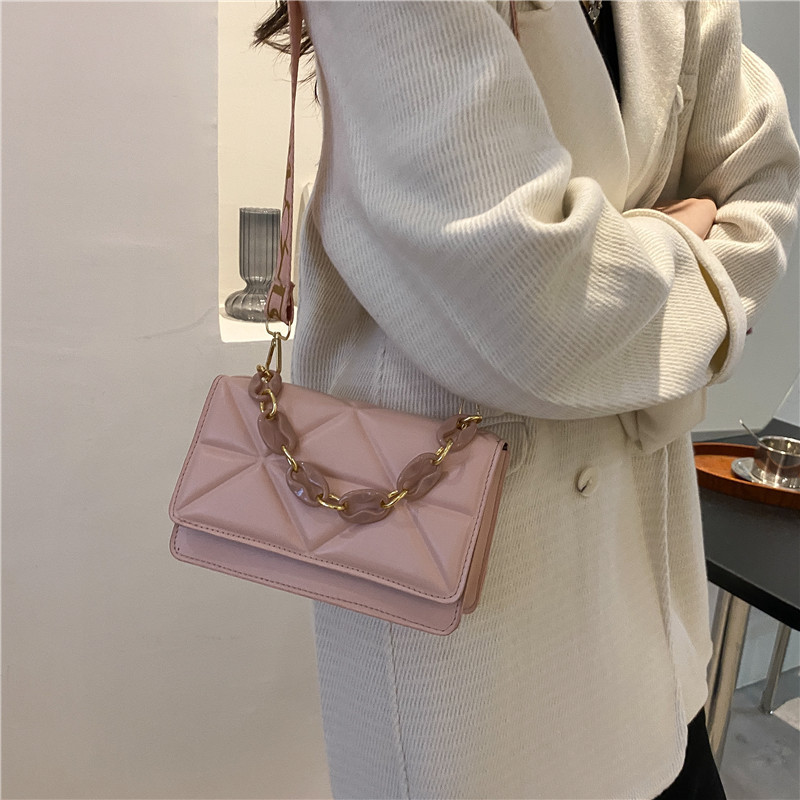 Designer tote bag simple leisure handbag fashion 2024 new retro personality wide shoulder strap shoulder bag Yankee thick chain small bag