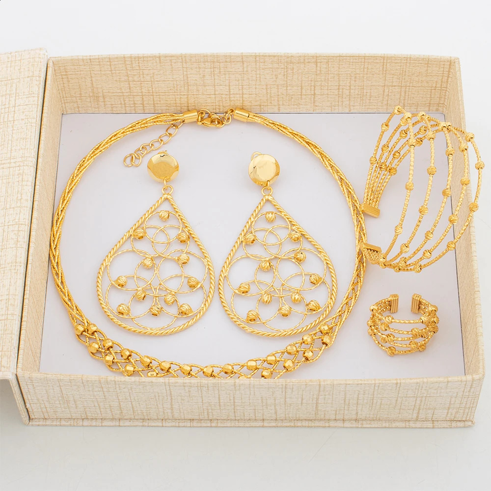 Bohemian Gold Color Pendant Earrings Necklace Bangle Ring Dubai Set Italian Fashion Womens Bride Wedding Party Gift Accessories 240813