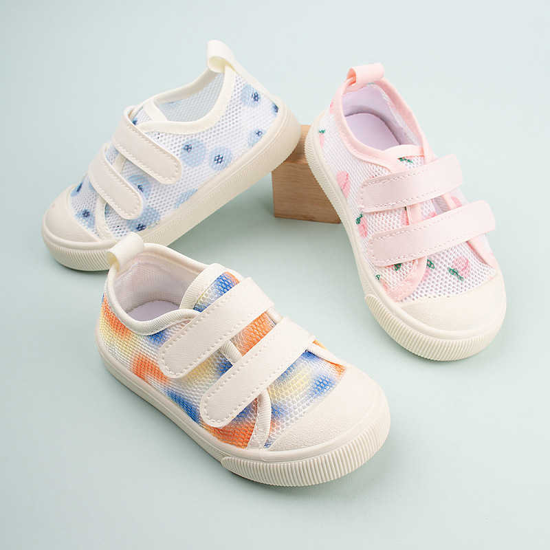 Sneakers 2024 Summer New Boys and Girls Baotou Breathable Mesh Shoes Casual Soft Bottom Hollow Mesh Velcro Childrens Shoes H240805