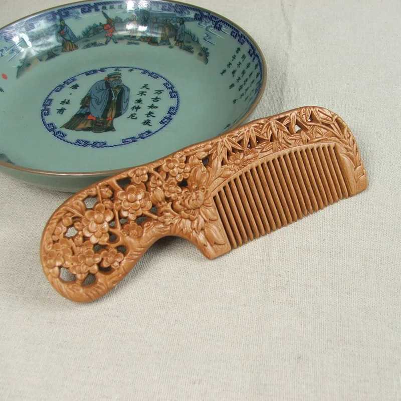 Natural peach wood comb handmade decoration carved pattern hollow outdoor handmade wooden portable girl gift massage hair comb W240813