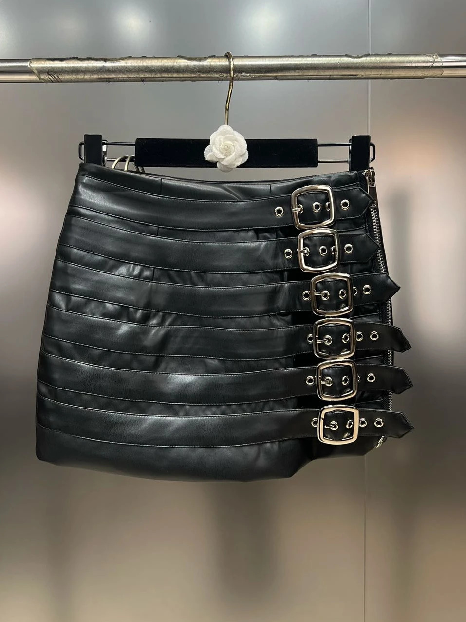 PREPOMP 2024 Spring Collection Multi Belts Patchwork Metal Buckles Black Slimbodycon Pu Leather Skirt Women GM6 240813