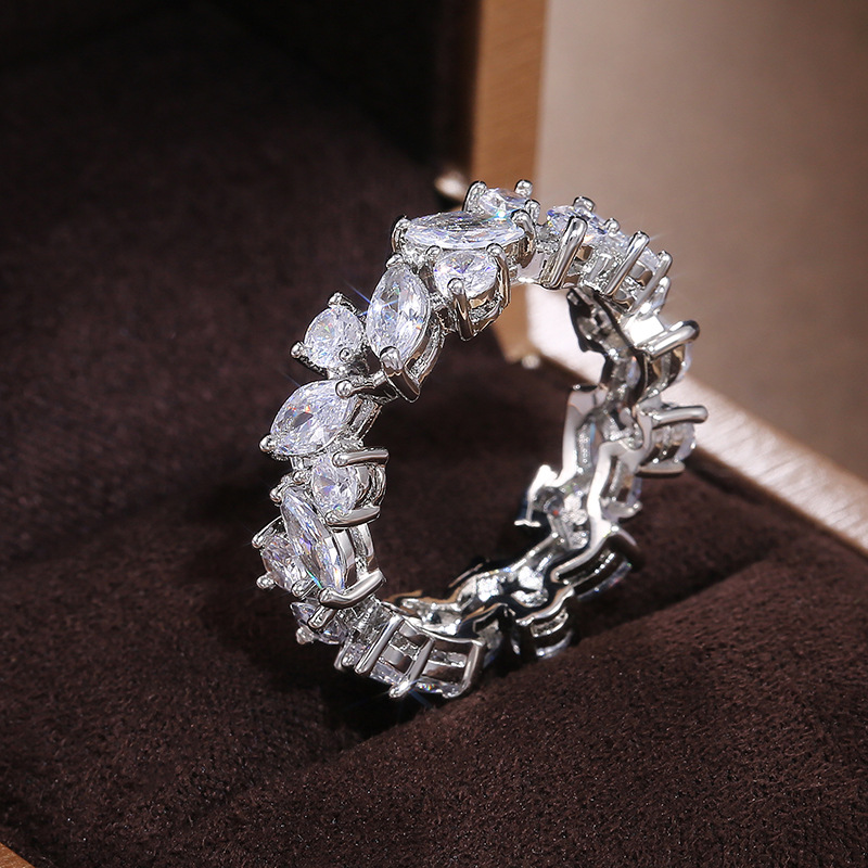Marquise Cut Wedding Ring: Sterg Sier Sparkg Eternity Leaf Ring for Ladies dh3628137