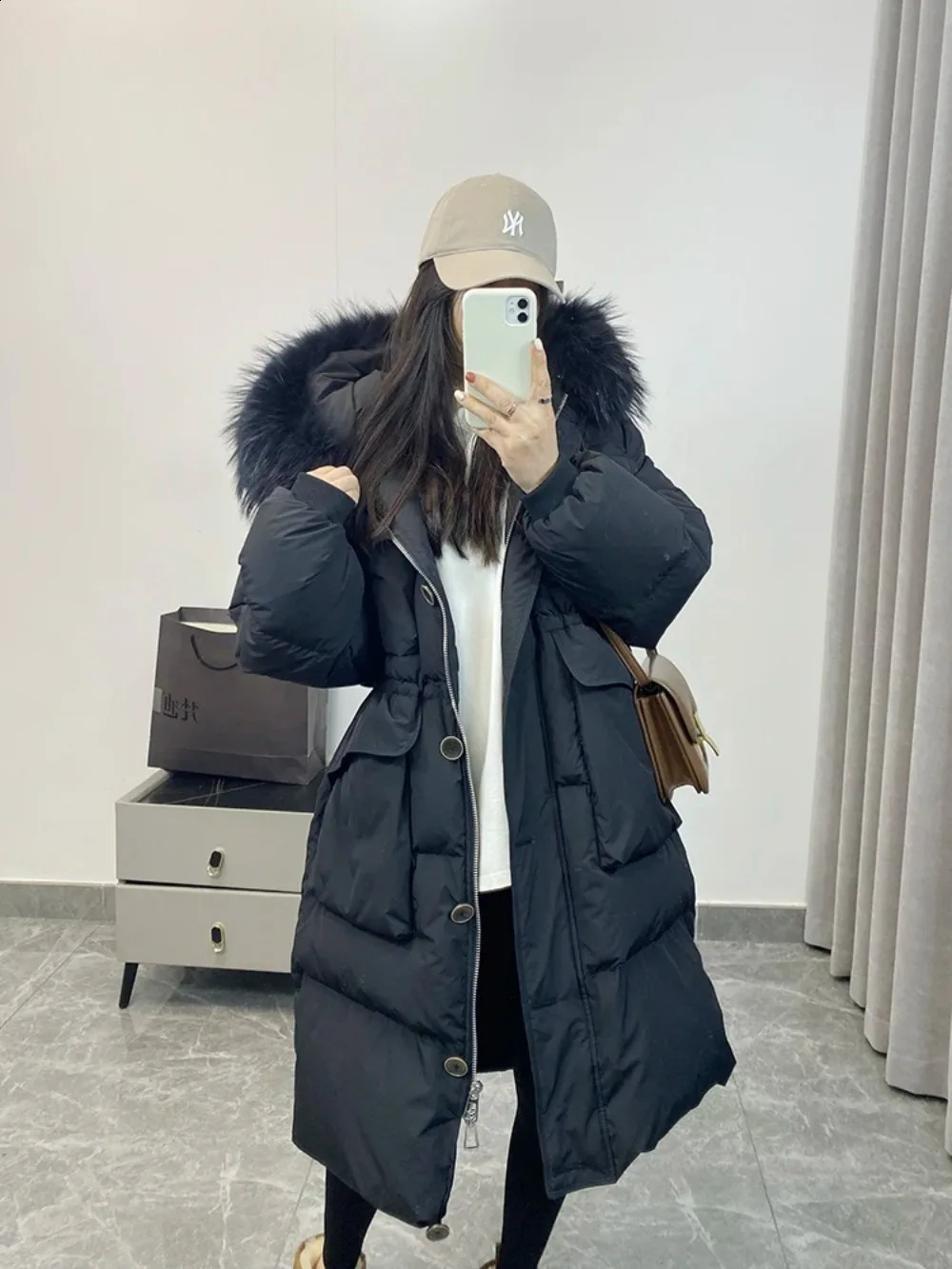 Down Jacket Women Waterproof Winter Long Puffer Jacket 2024 Real Raccoon Fur Hooded Duck Down Coat Female Rain Feather Parkas 240813