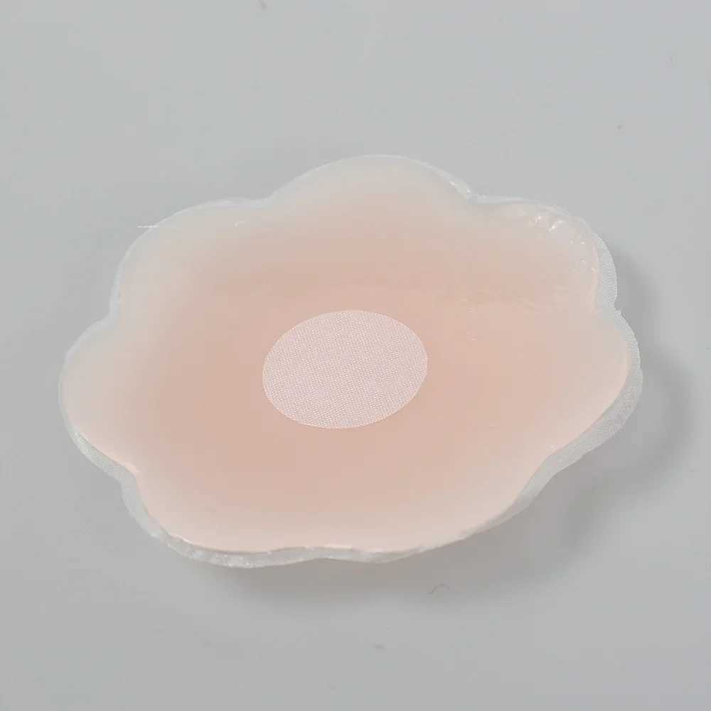 12 pieces concealed silicone bra with box suitable for women adhesive strapless Nipple lid adhesive womens underwear sexy underwearXJ250324