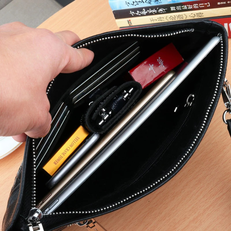 Genuine leather mens clutch bag fashionable handbag high-quality mobile wallet mobile envelope passport holder 240812