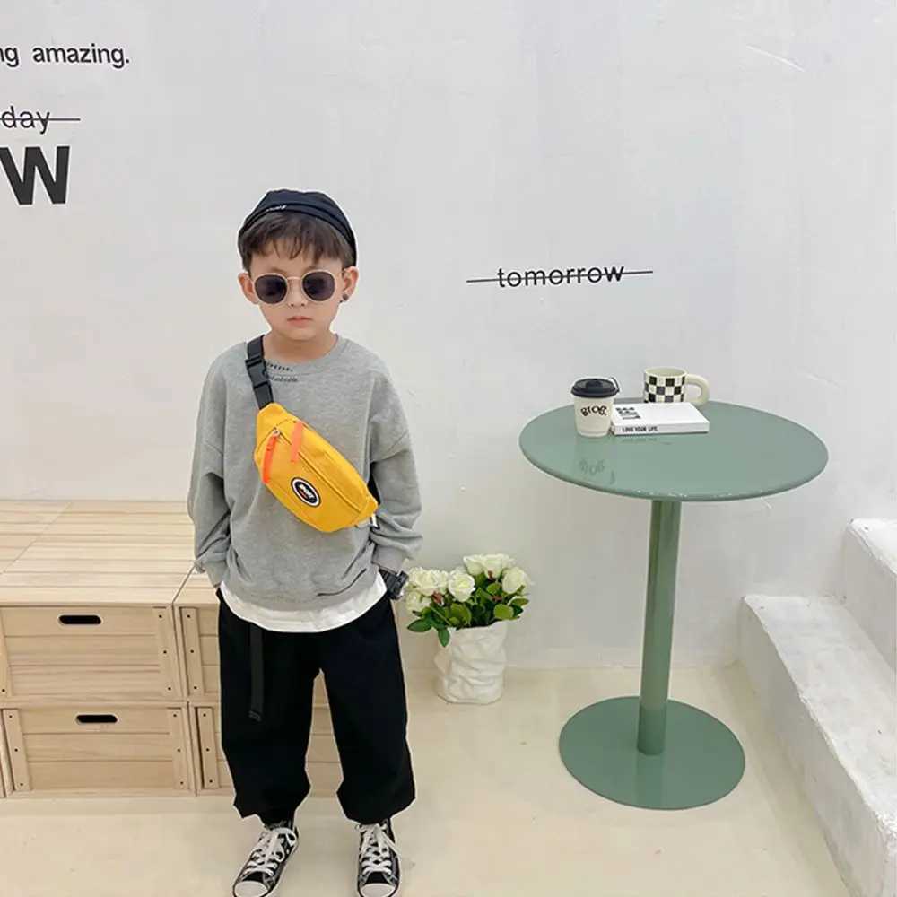Cute boy chest bag Korean childrens trend messenger bag childrens casual shoulder mini bag phone bag W240813
