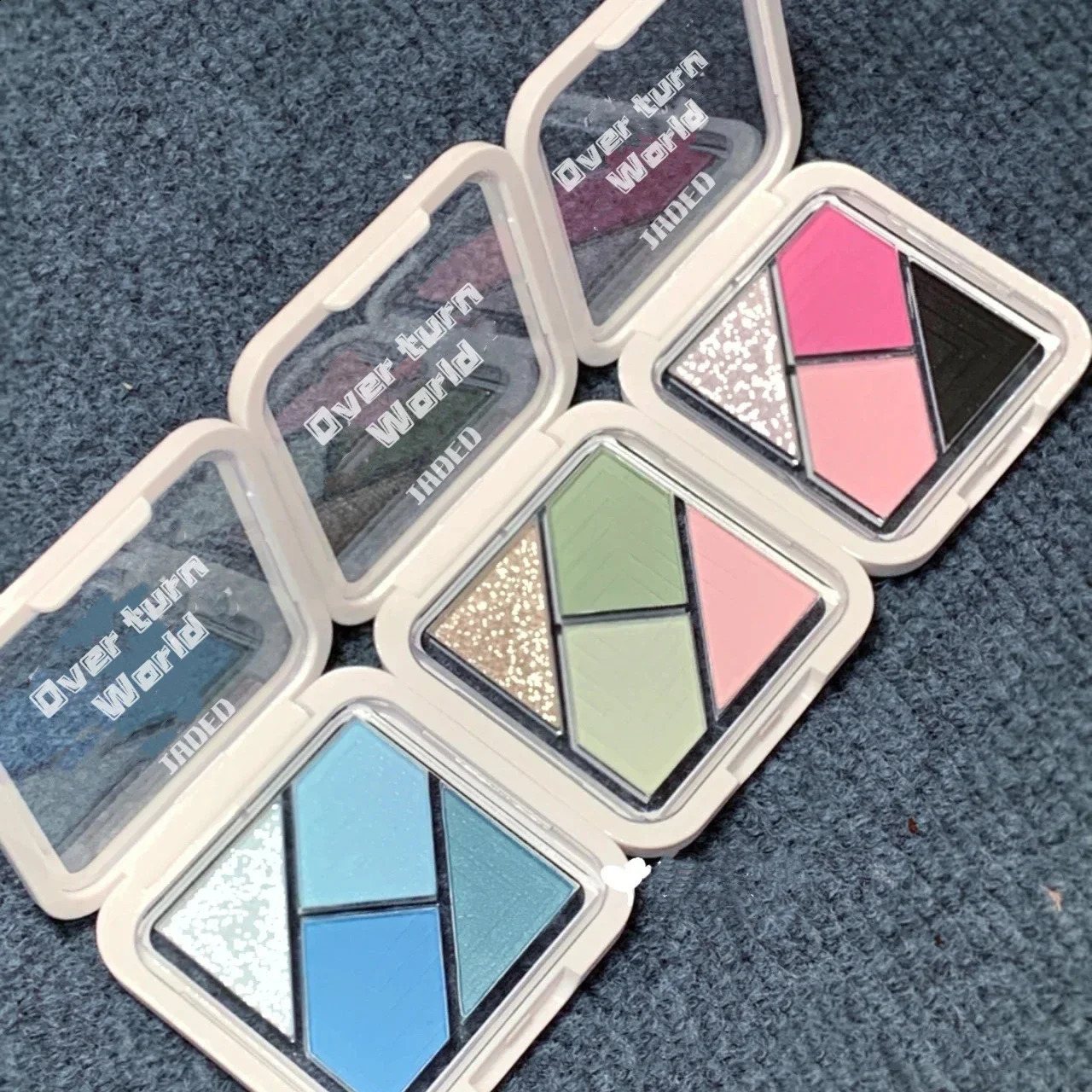 4 Colors Eye Shadow Palette Matte Glitter Green Eyeshadow Blue Pink Black Eye Shadow Pigments Shadow Professional Makeup Palette 240814