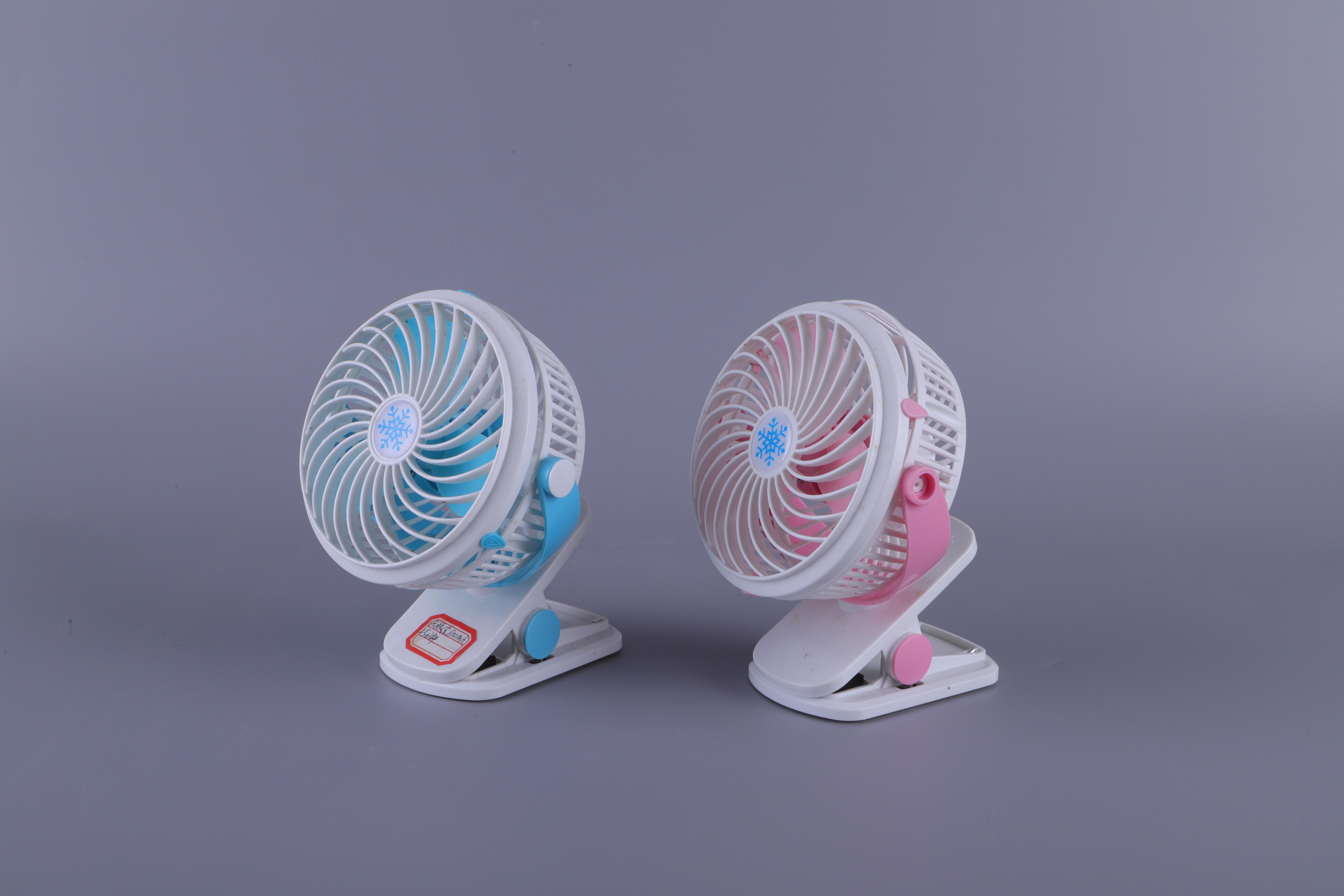 Desktop small fan with detachable battery three levels desktop air conditioning fan office silent fan