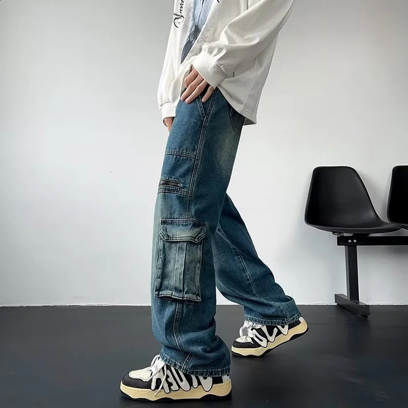American streetwear mens multi pocket cargo jeans Y2K retro wide leg denim pants hip-hop fashion bag Jean Hombre Trousers240813