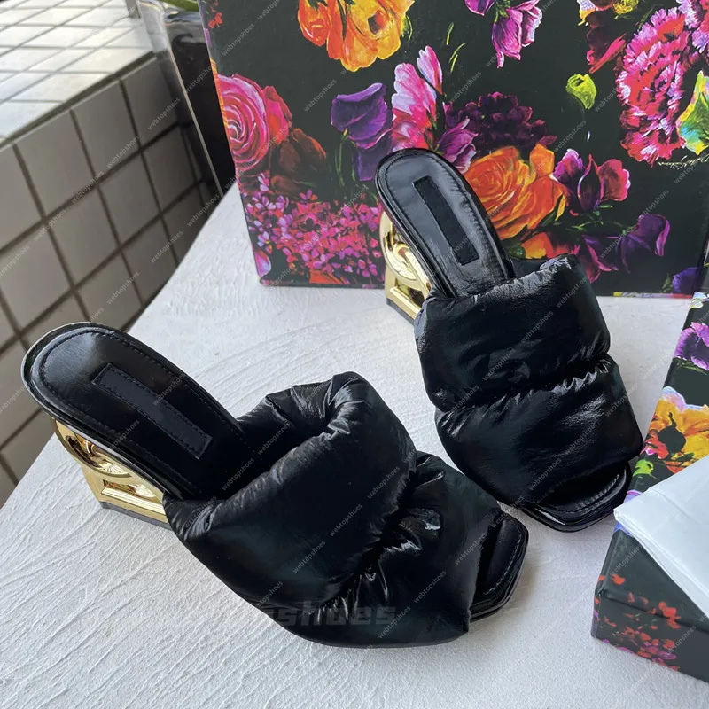 Women's fashion luxurys designers Sandals High heels casual shoes Boots Exquisite leather and letters Made of imported cowhide fabric, lining sheepskin size 35-42