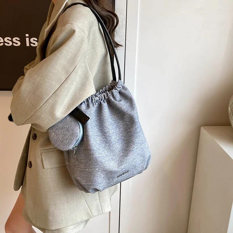 2025 new shoulder bags large capacity retro denim blue soft leather bag single womens tote niche design korean version handheld zhanyishengli