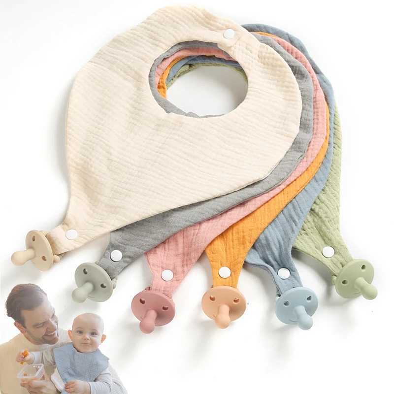 Bibs Burp Cloths 2pc Baby Muslin Bibs With Soother Nipple Holder Snap Button Bibs Saliva Towel Boys Girls Infant Feeding Apron Bandana Burp ClothL4812