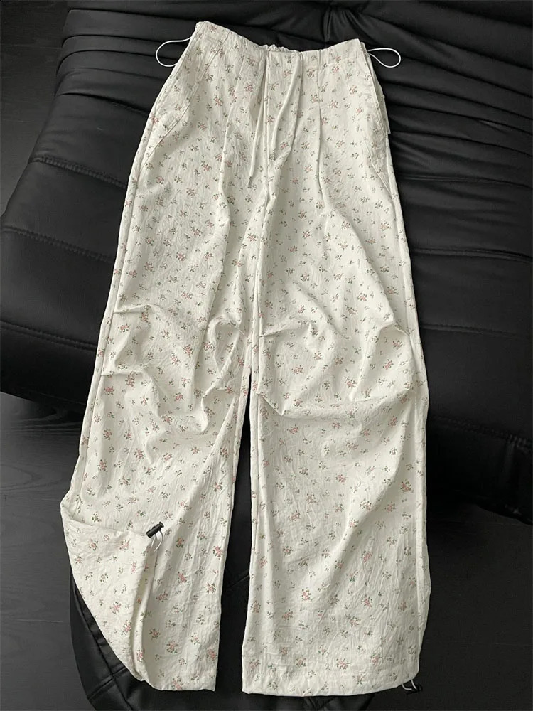 Design High Waist Floral Prints Cargo Pants Beige Casual Elastic Waist Loose Wide Leg Trousers Summer Women Daily Sweet 240813
