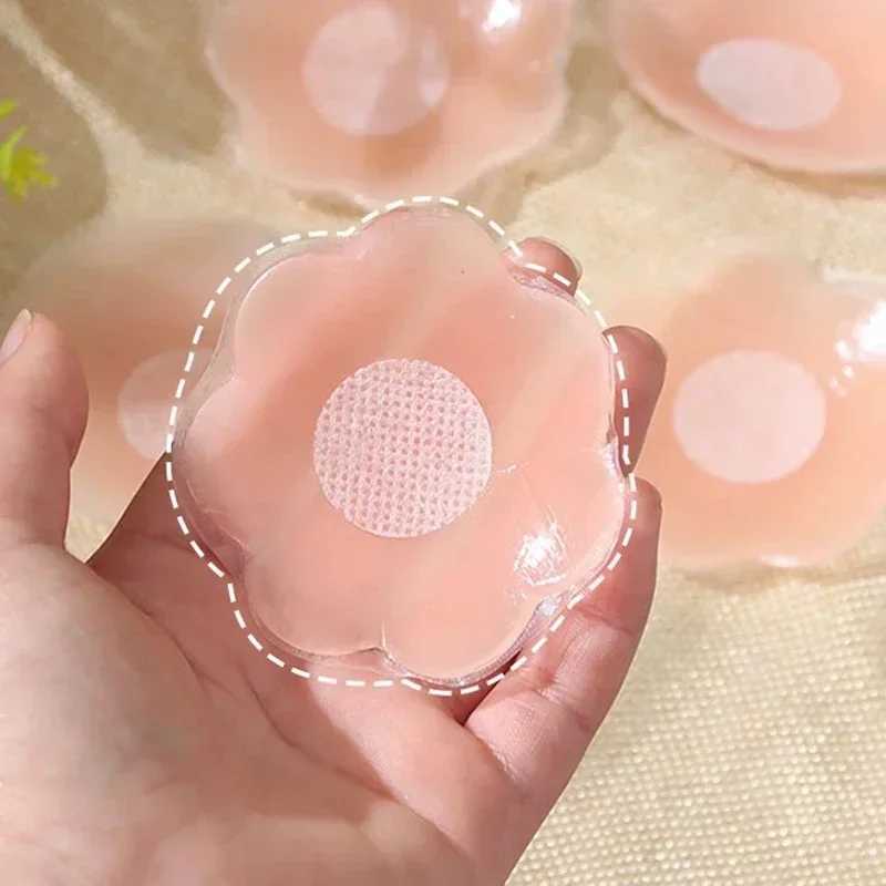 Reusable Women Breast Petals Lift Nipple Cover Invisible Petal Adhesive Strapless Backless Stick on Bra Silicone Breast StickersXJ2410