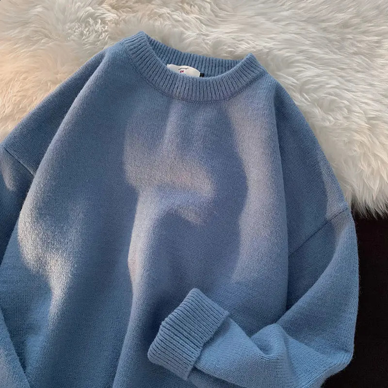 Autumn and Winter Hong Kong Style Simple and Versatile Solid Round Neck Trend Loose Oversize Underlay Thick Mens Sweater 240814