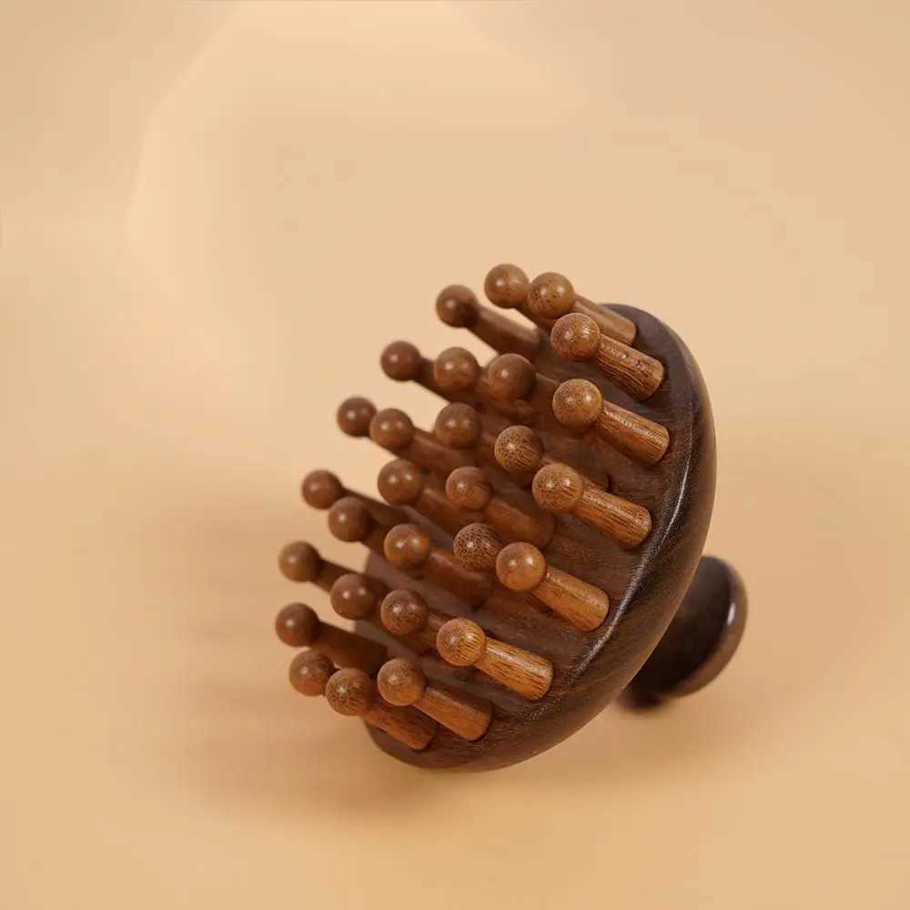 Sandalwood massage comb finger ring comb head meridian comb can be scraped off with a chest anti-static wood brush W240813