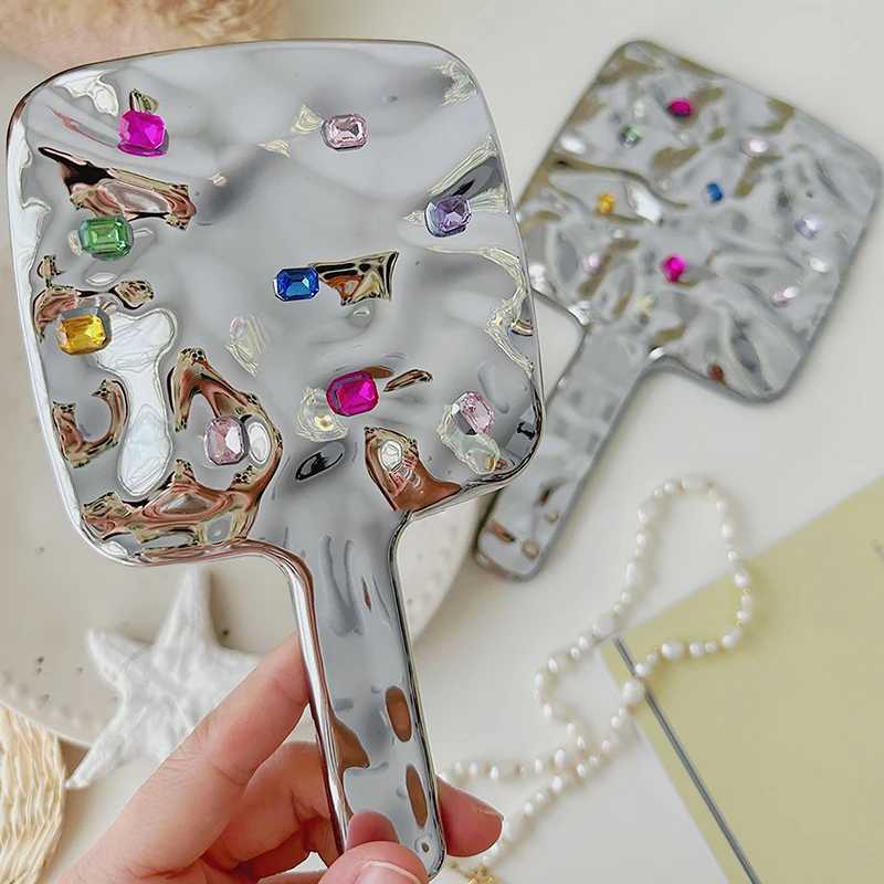 Liquid shaped square mirror mini handheld desktop makeup mirror travel metal portable beauty mirror W240813