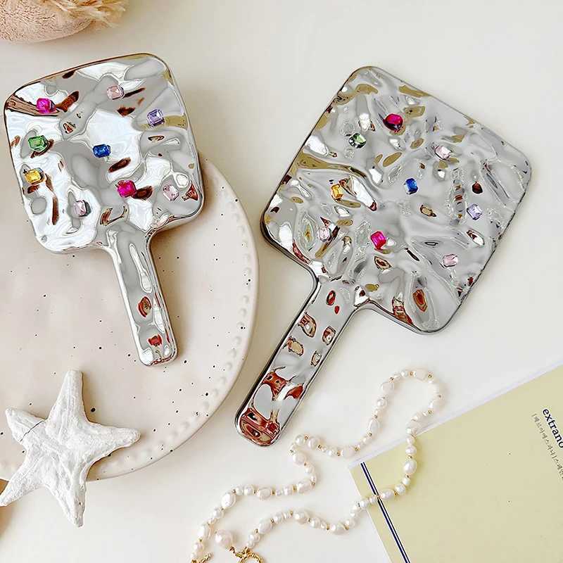 Liquid shaped square mirror mini handheld desktop makeup mirror travel metal portable beauty mirror W240813