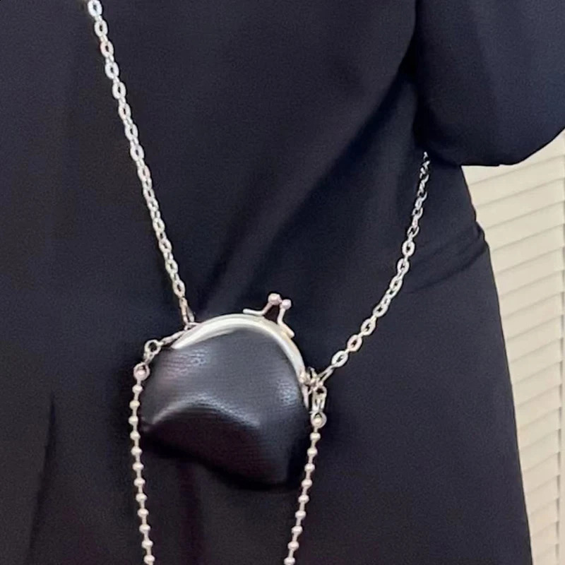 Womens Texture Chain Small Bags Fashion Mini Bags Chain Single Shoulder Crossbody Zero Wallet Small Headphone Evening Bags 240813