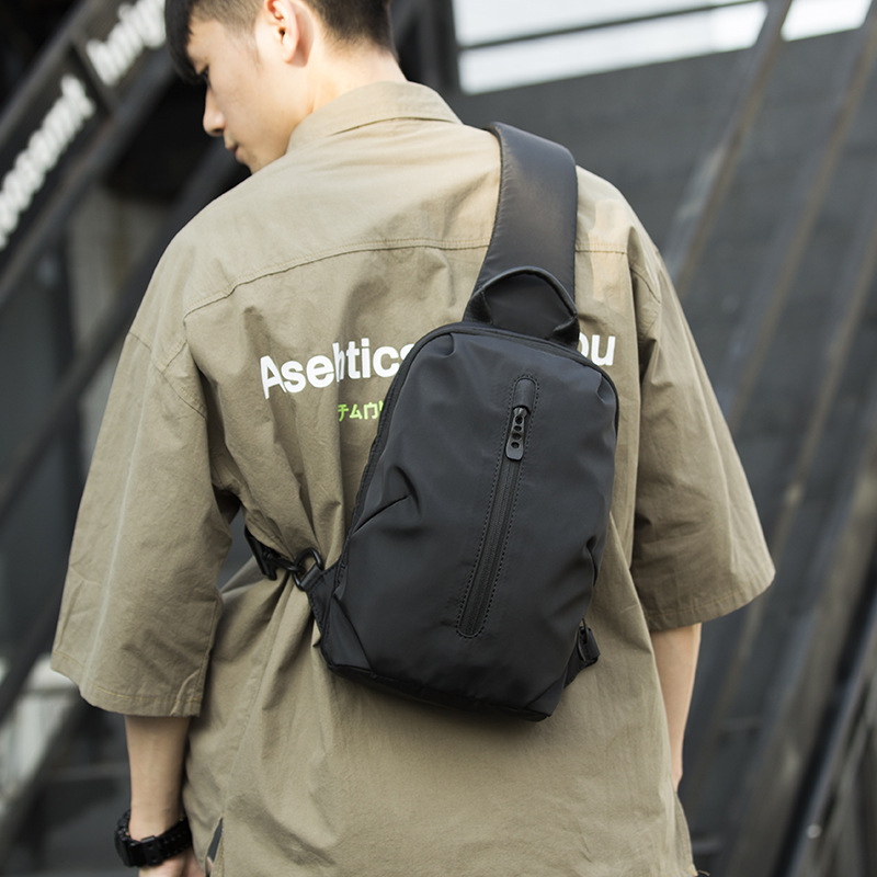 Fashion trend men's chest bag simple casual single shoulder crossbody bag fashion brand travel backpack messenger bag male summer