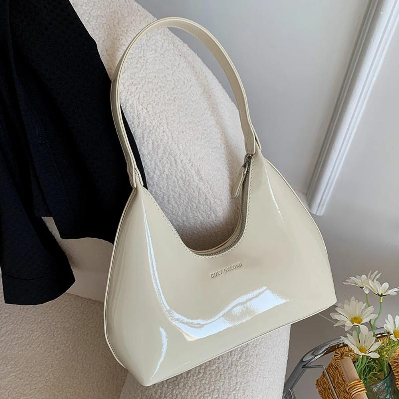 Shoulder Bags Women Patent Leather Crescent Versatile Fashion Casual Underarm Zipper Armpit Dating Purse