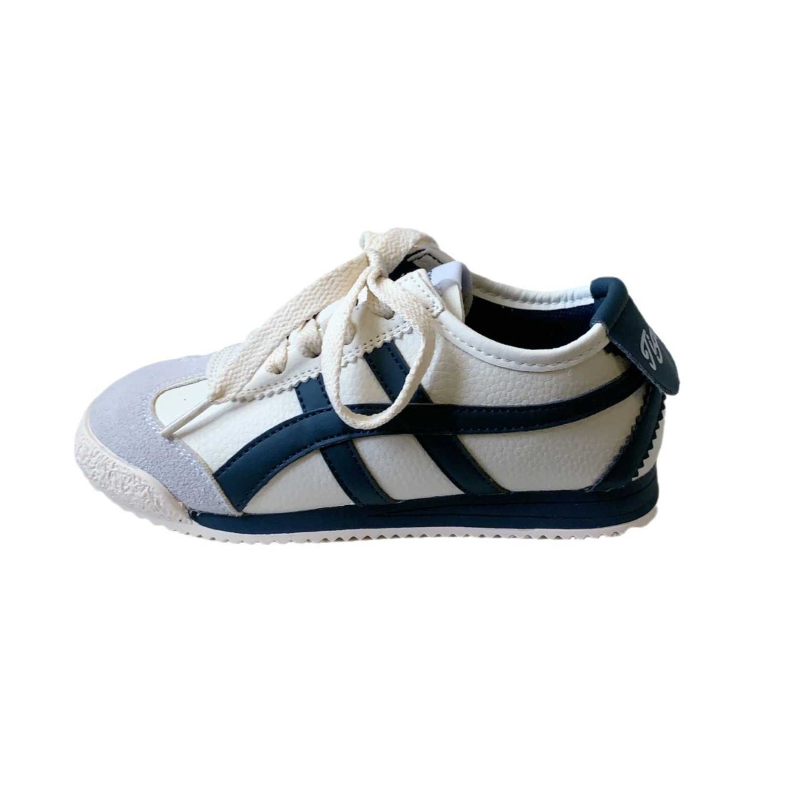 Sneakers Four season childrens shoes 1-3-6-12 years old childrens sports shoes Spring and Autumn boys white shoes Girls moral training shoes Soft sole