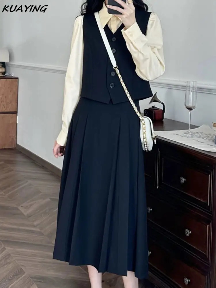 Elegant solid vest set womens fashionable long sleeved topshort Aline skiing twopiece street clothing autumn 240809