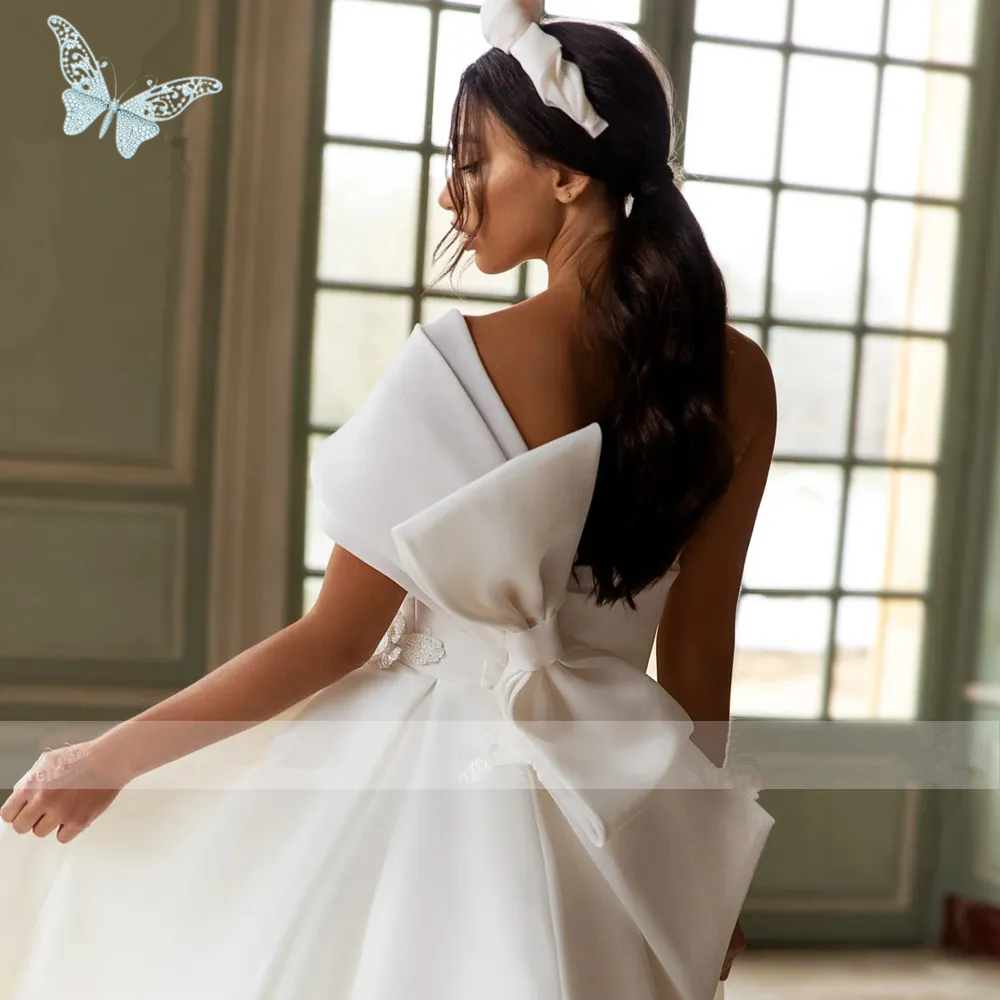 2024 Sexy Side Split Wedding Dress Organza One Shoulder Appliques Beading Bridal Gowns With Pleates Plus size Custom made Sweep Train