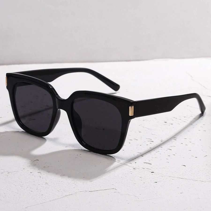 Large Square Frame Sunglasses UV400 Summer Fashion Retro Womens Sunglasses Outdoor Travel Beach Sunshade Glasses W250315