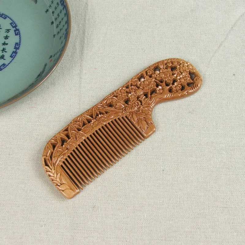 Natural peach wood comb handmade decoration carved pattern hollow outdoor handmade wooden portable girl gift massage hair comb W240813