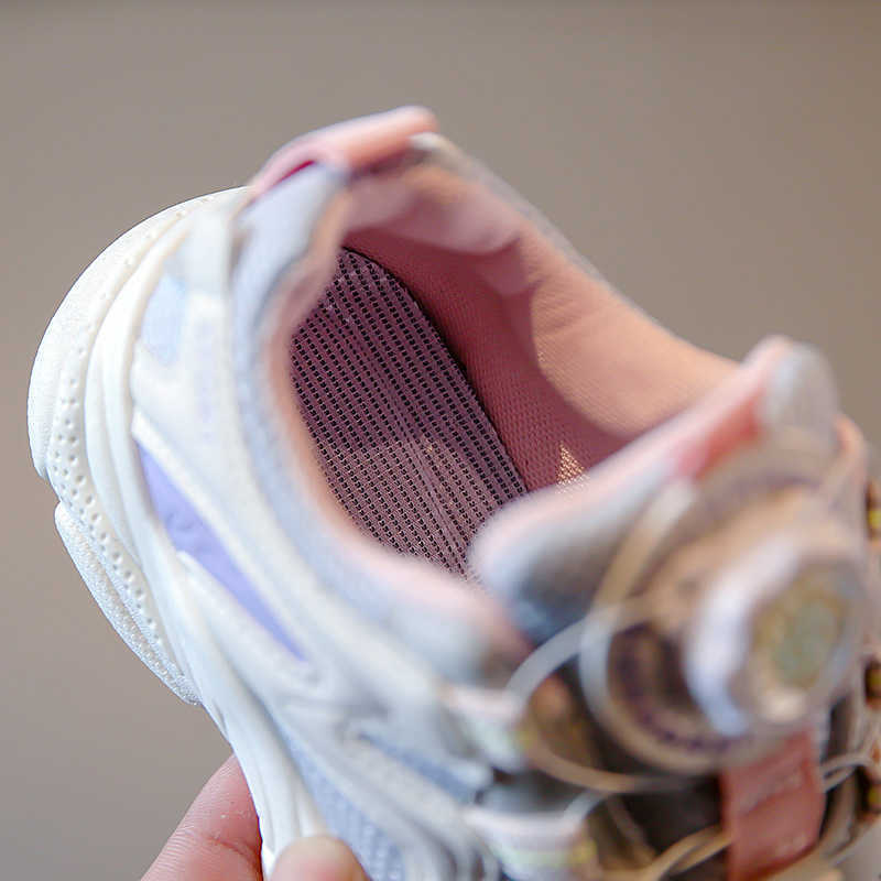 Sneakers Childrens dad shoes rotating button mesh sports shoes spring and autumn casual mid size childrens single shoes H240805