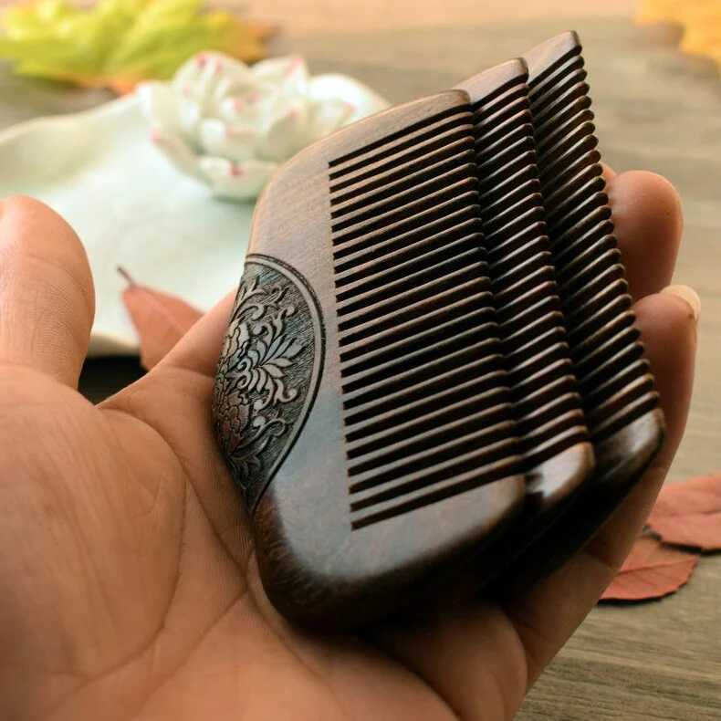 Home>Products>Black Gold Sandalwood>Ultra Narrow Toothed Wood Comb>Non Static Lice Beard Comb>Hair Styg W240813