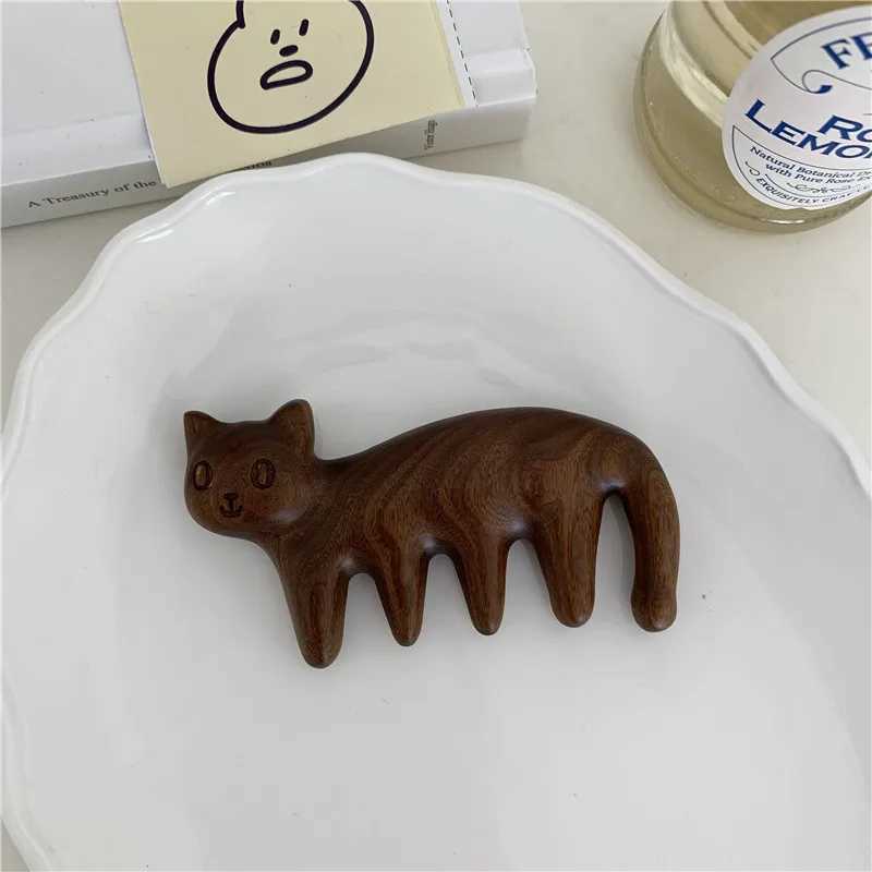 Wooden massager comb Cute cat hair massager Scalp massager Facial massager Creative comb Guasha massage tool Wide tooth comb W240813